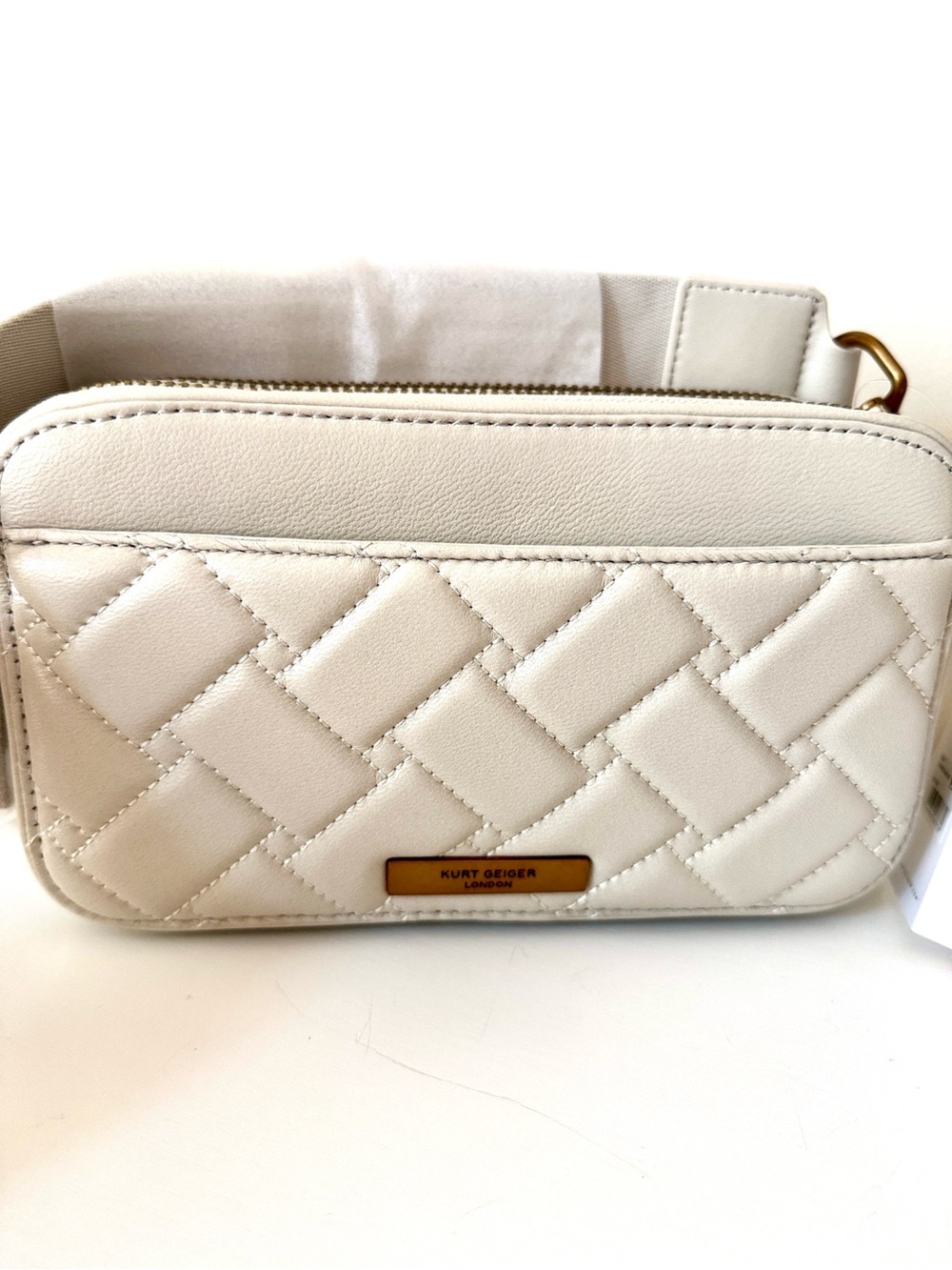 Kurt Geiger Leather Quilted Crossbody Camera Bag & Cream NWT - Picture 5 of 6